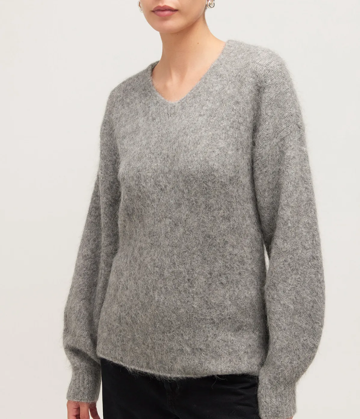 Alexandra V-Neck Knit In Grey Marle