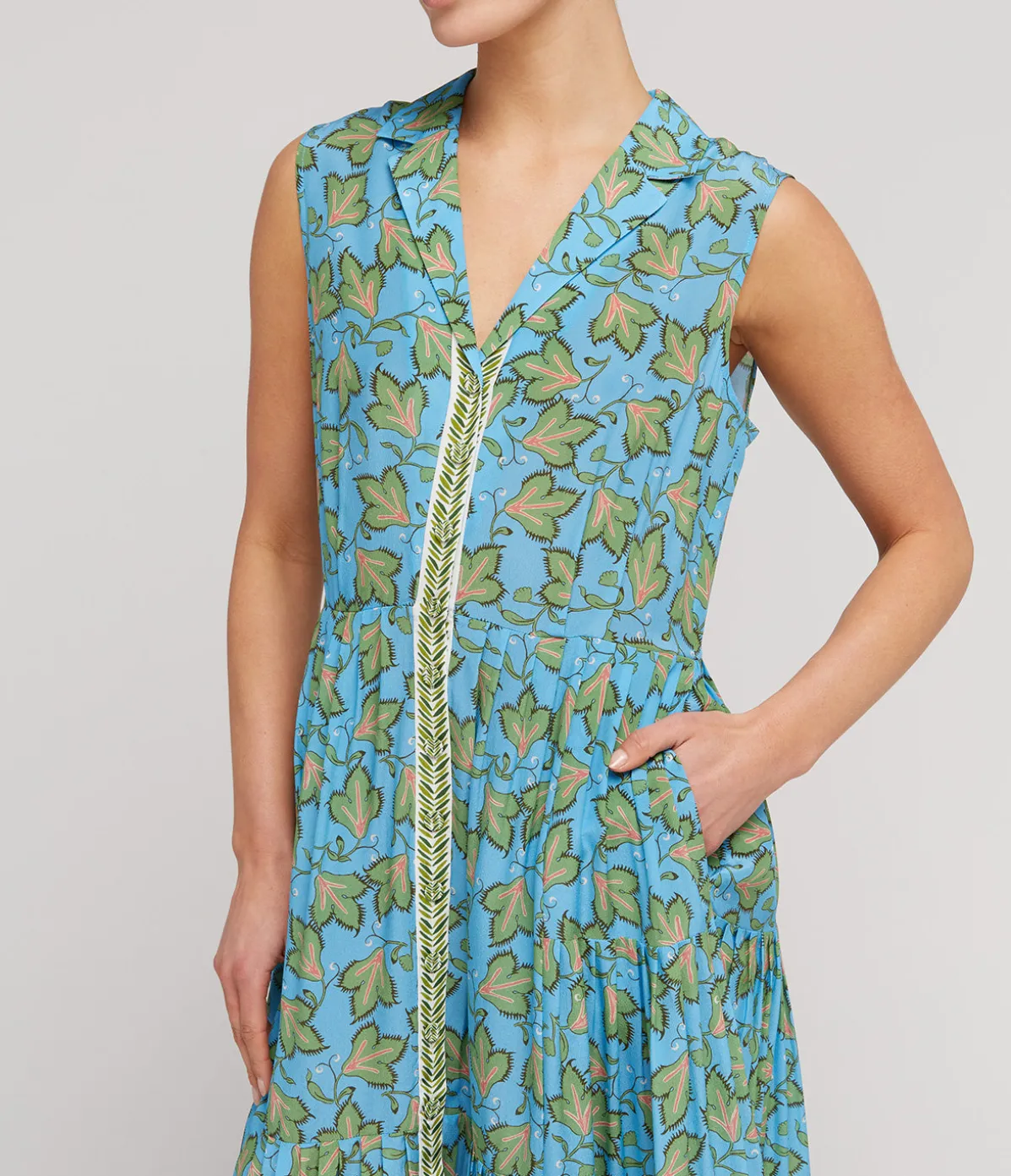 Arya Sleeveless Maxi Dress In Elm Sky