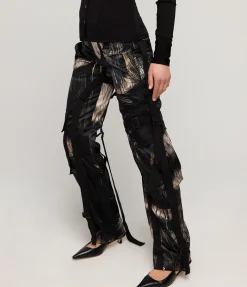 Classic Cargo Pants In Painted Black