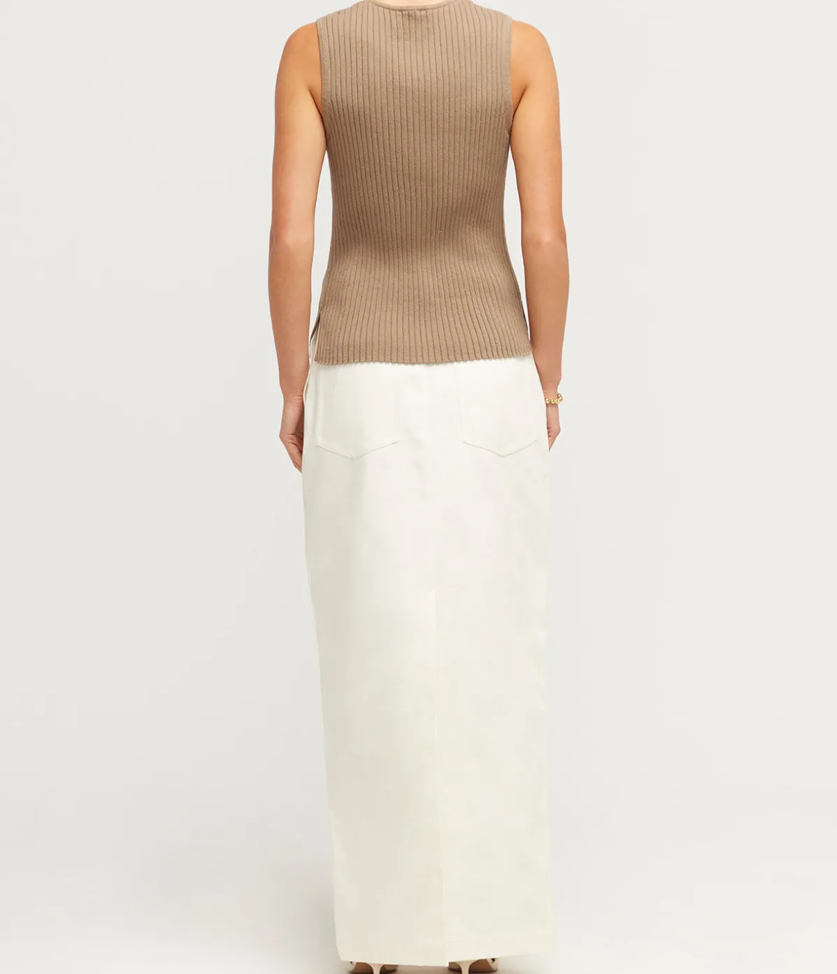 Cleo Sleeveless Top In Khaki