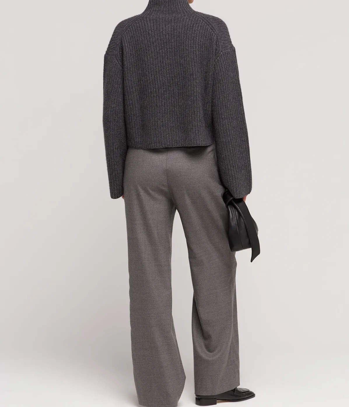 Faro Funnel Neck Sweater In Anthracite Melange