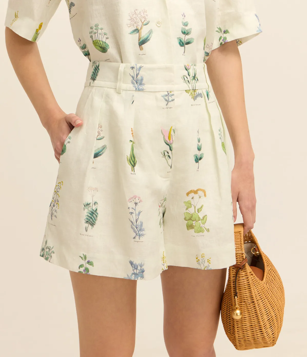 Greenhouse Floral Short In Mist