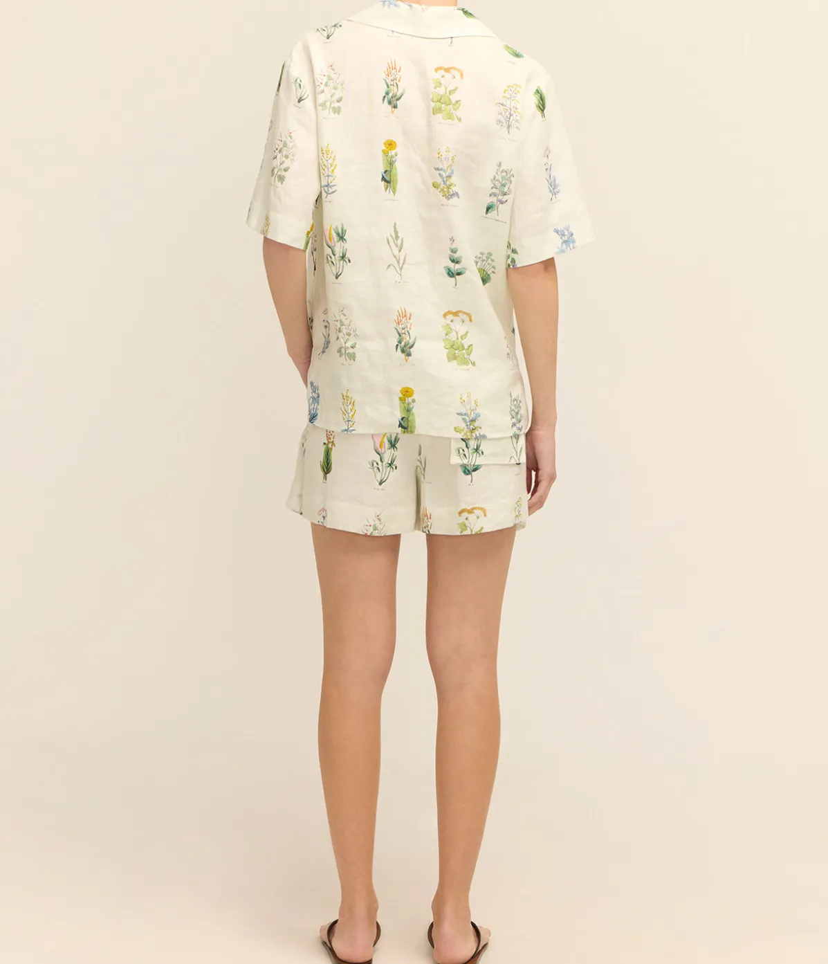Greenhouse Floral Short In Mist