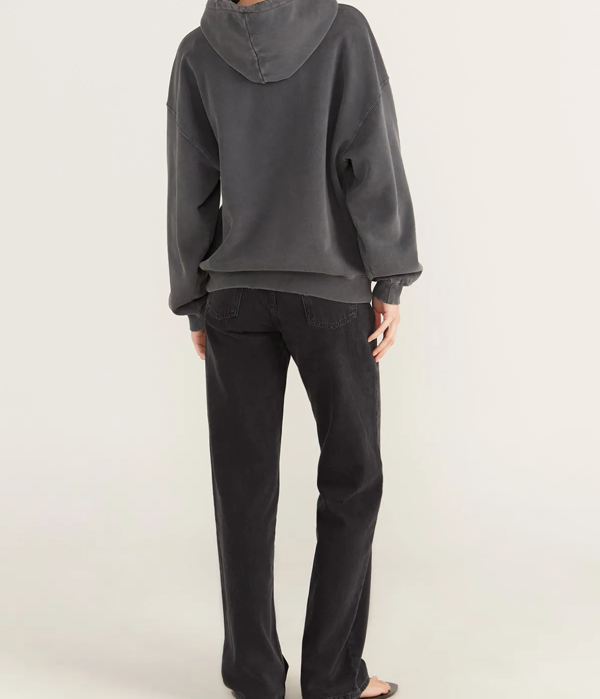 Harvey Sweatshirt In Washed Black