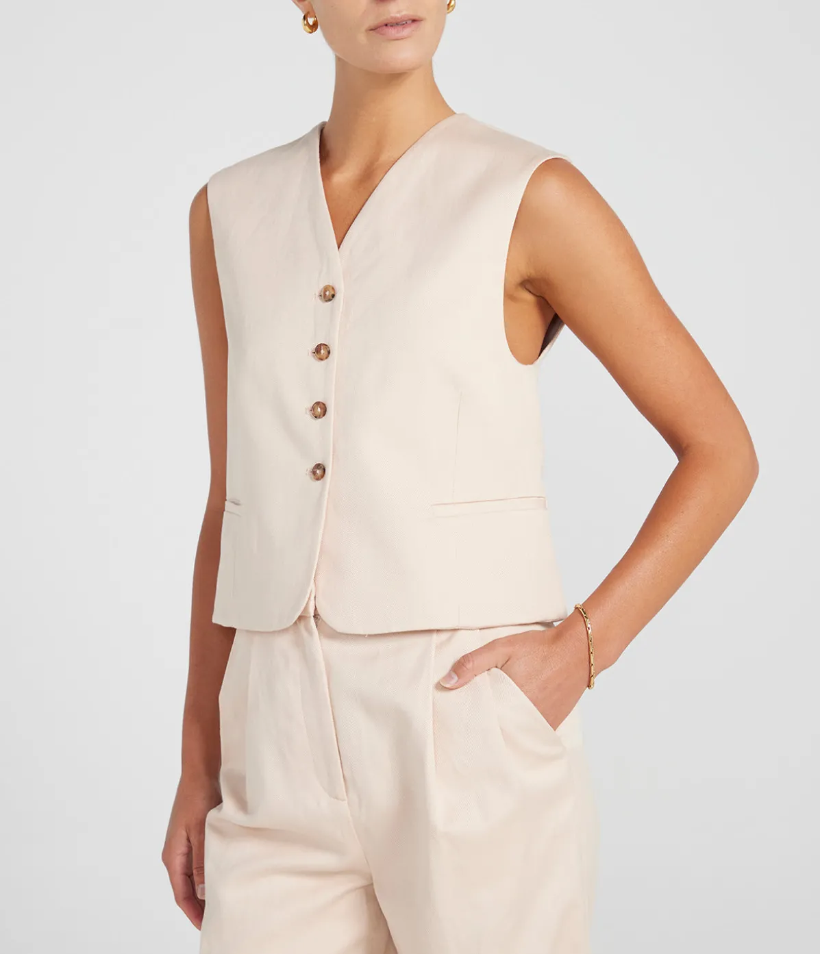 Iba Vest In Cream Rose