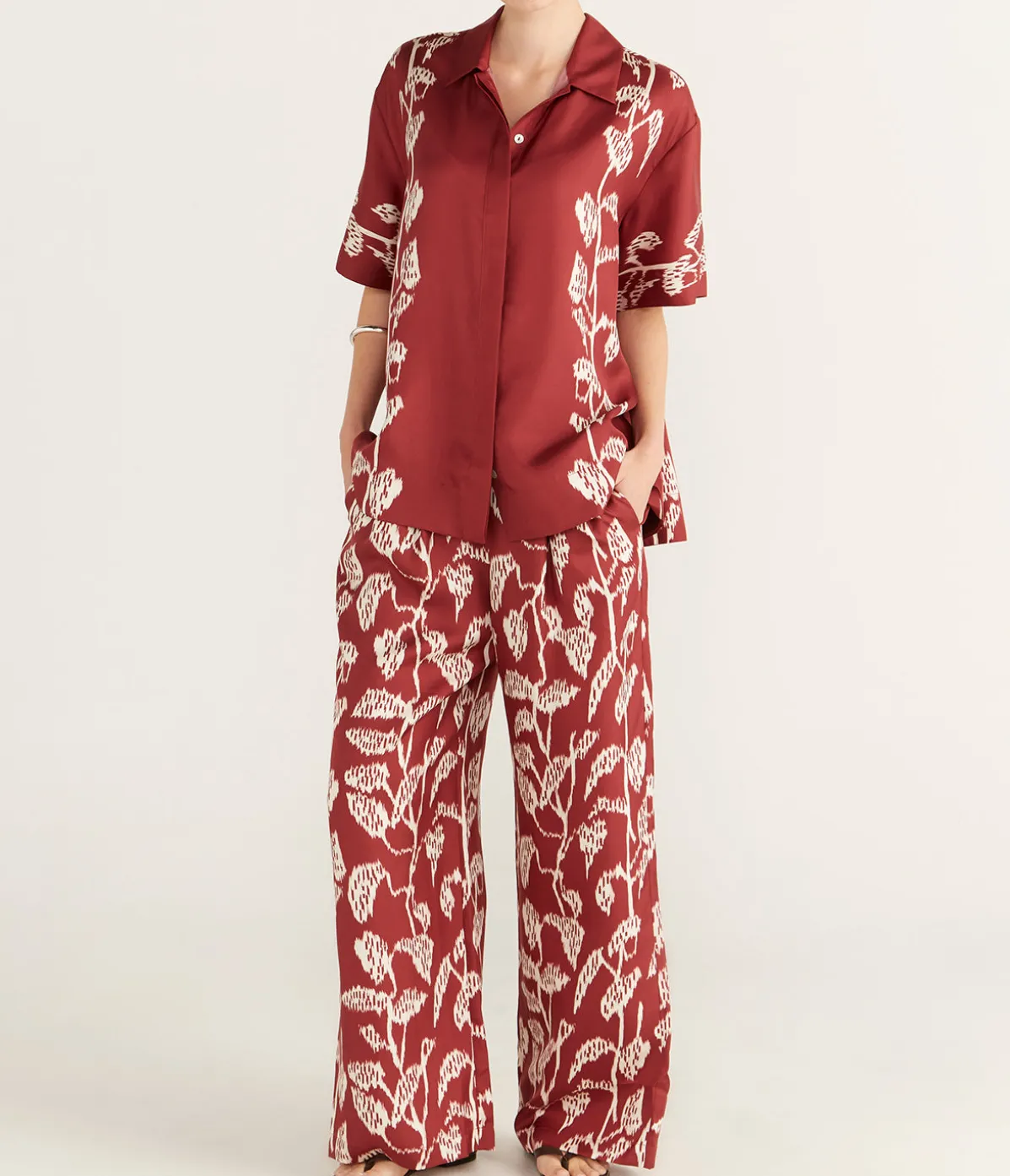 Isola Silk Trouser In Burgundy Vine
