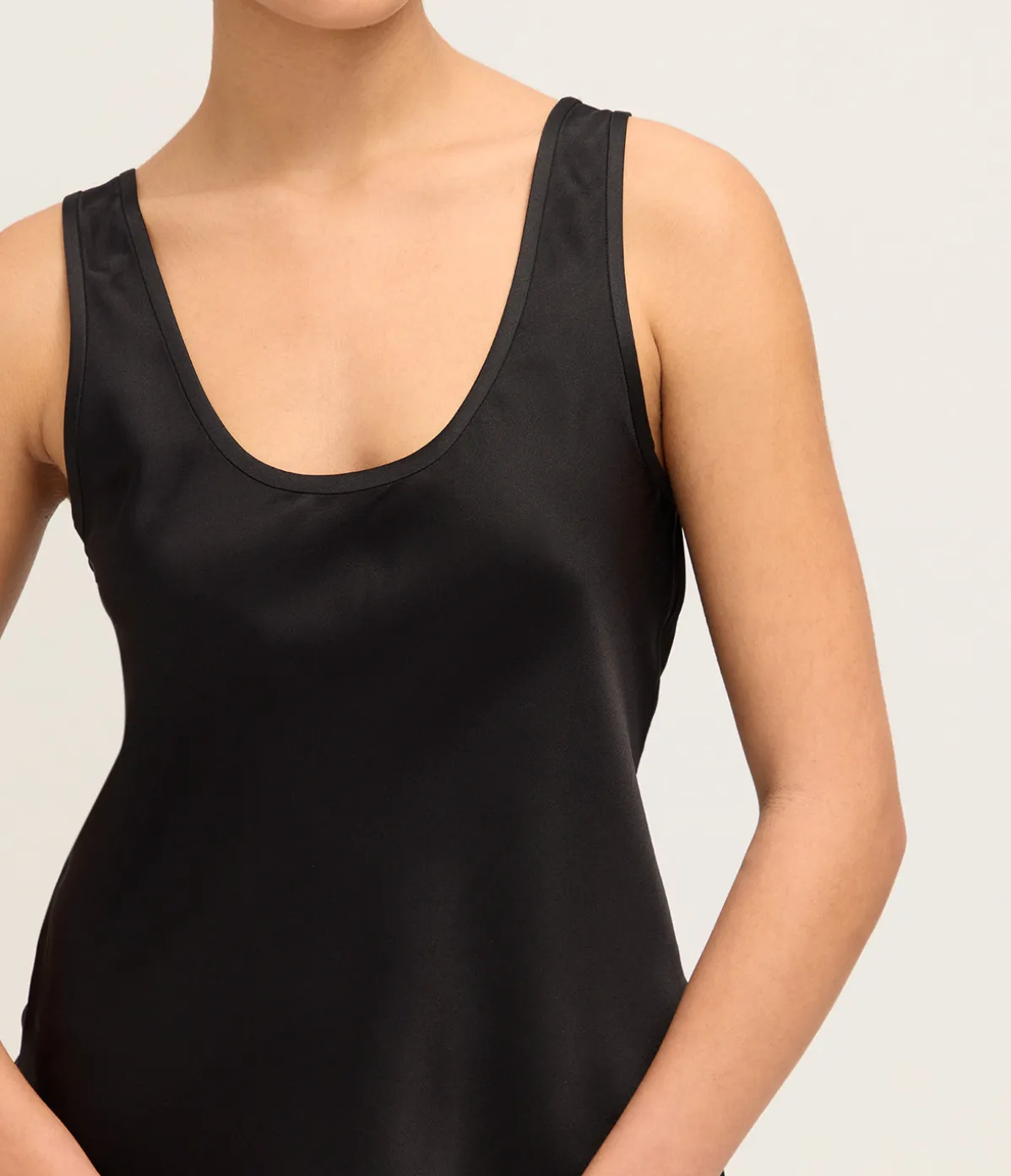 Lea Top In Black
