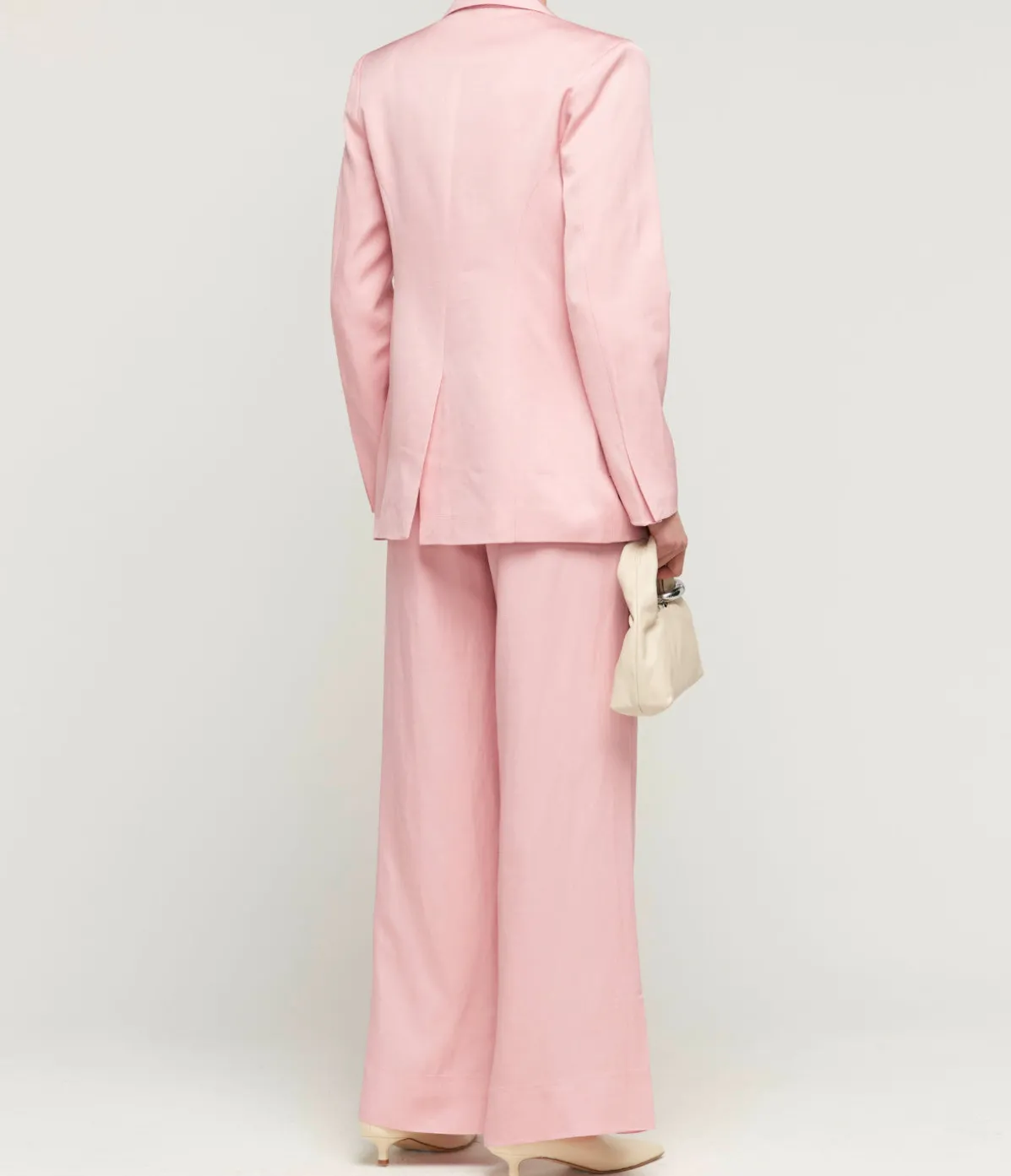 Marlowe Linen Blend Blazer In Pink
