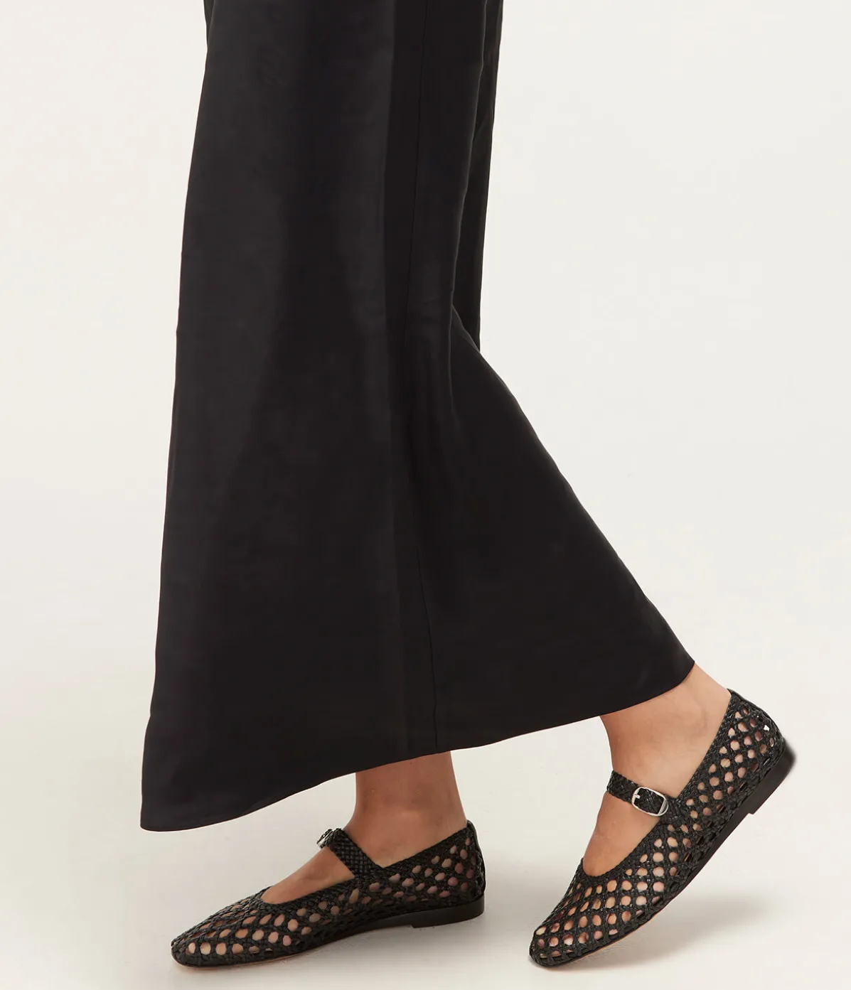 Mary Jane Woven Flat In Black