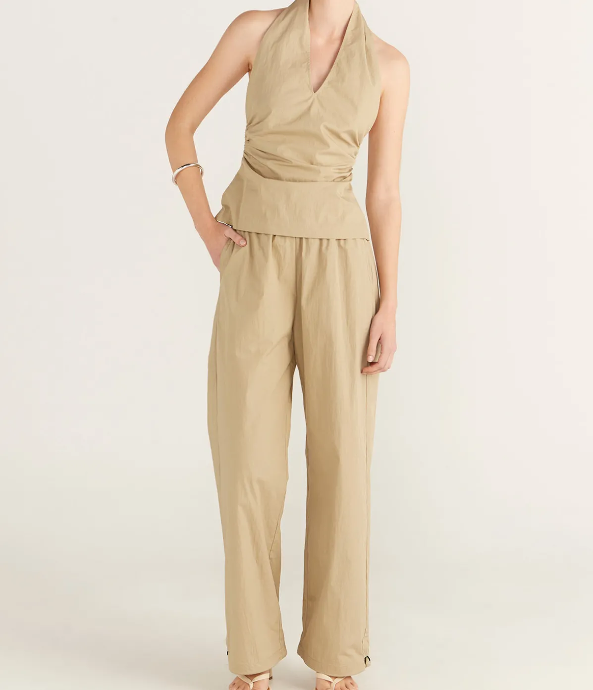 Mia Top In Tan