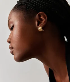 Ripple Stud Earrings In Gold