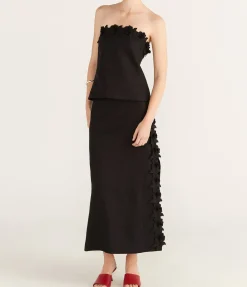 Rosebud Lace Skirt In Black