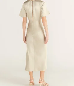 Salucinda Short Sleeve Dress In Abbey Stone