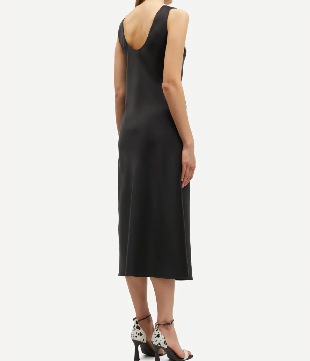 Sasumma Slip Dress In Black