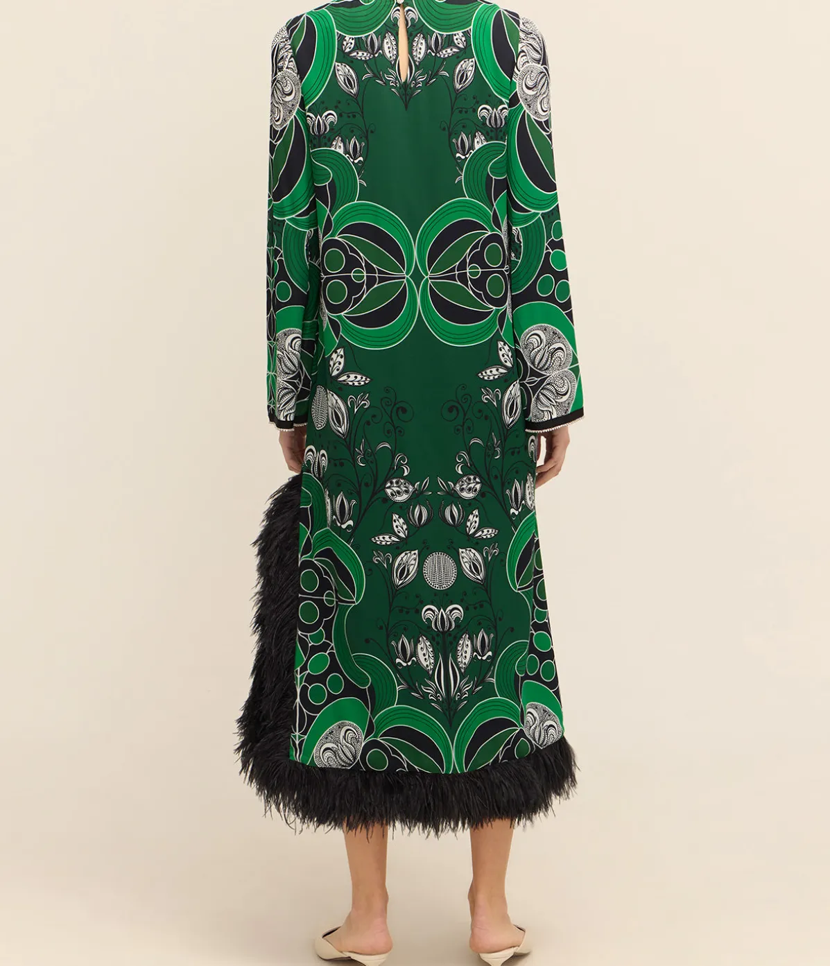 Seraphina Crepe Dress In Enchantress Emerald